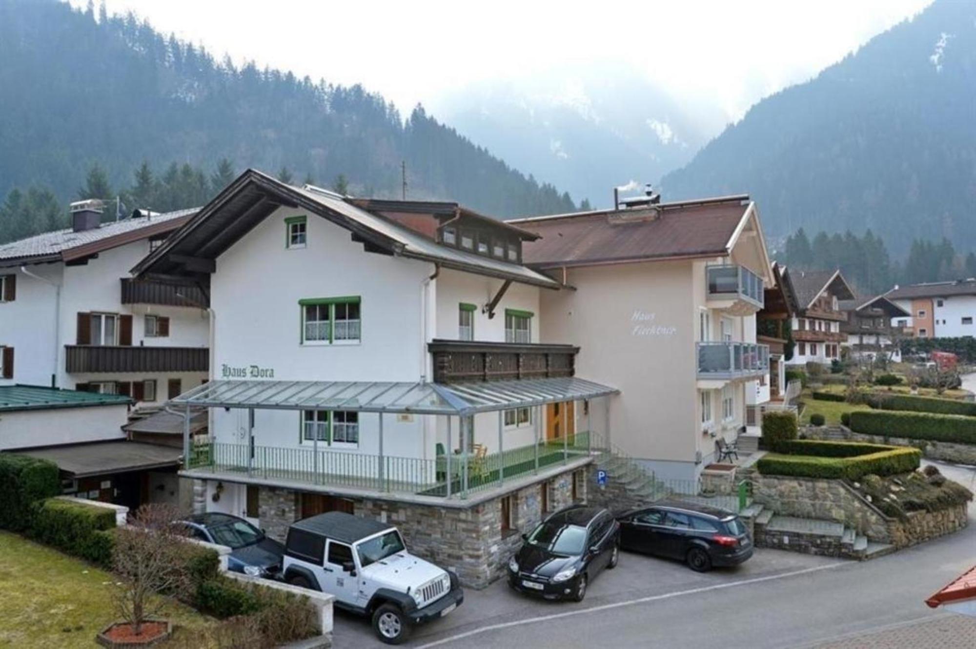 Haus Dora Apartment 4 Panoramablick Mayrhofen Esterno foto